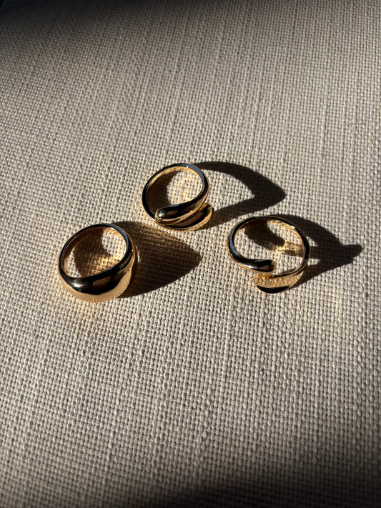 Gold Huggies Ring Set